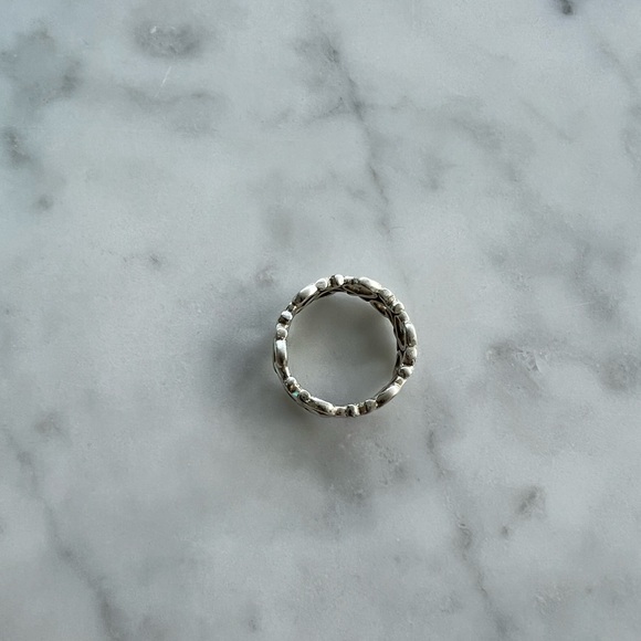 TIFFANY Paloma Picasso® Loving Heart Band Ring - Picture 3 of 5